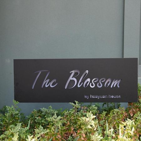 The Blossom In Hongdae โซล ภายนอก รูปภาพ